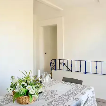 Le Saline Primo Piano بيت للعطل *